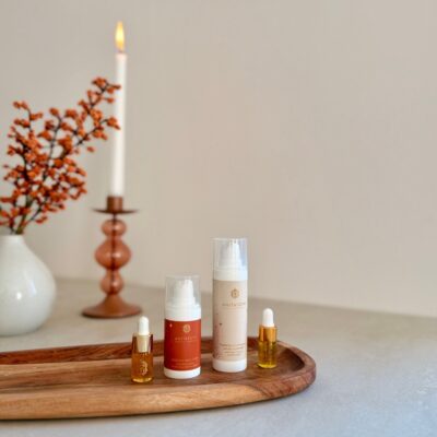 ÜNNEPI UTAZÓ MINIMALISTA ARCÁPOLÁSI SZETT